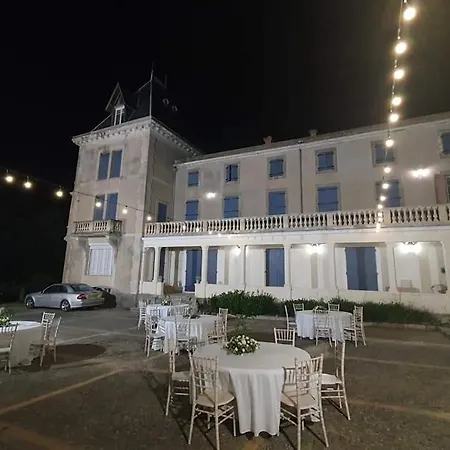 Holiday home Mazet Du Chateau Joyeux De Violet Pepieux