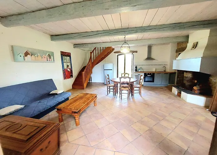 Mazet Du Chateau Joyeux De Violet Σπίτι διακοπών Pépieux