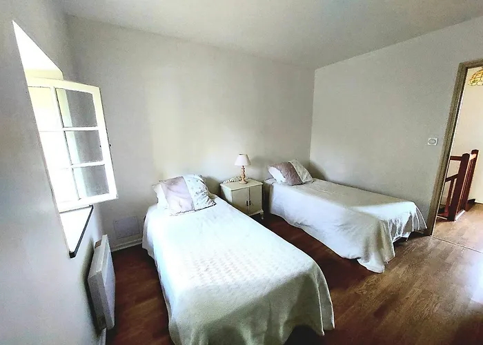 Mazet Du Chateau Joyeux De Violet Σπίτι διακοπών *