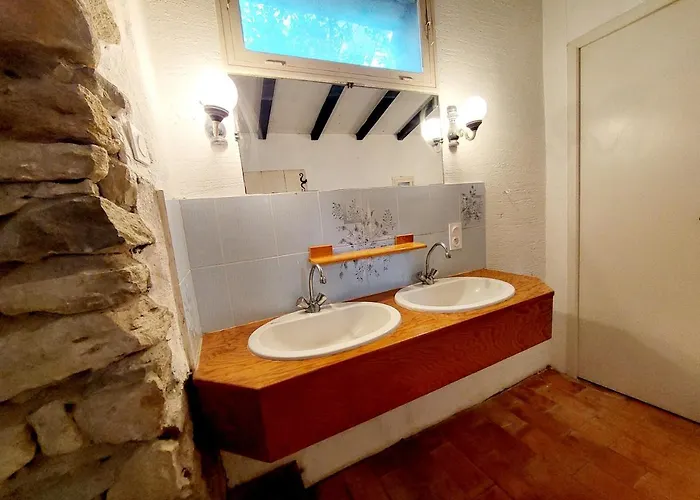 Mazet Du Chateau Joyeux De Violet Σπίτι διακοπών *